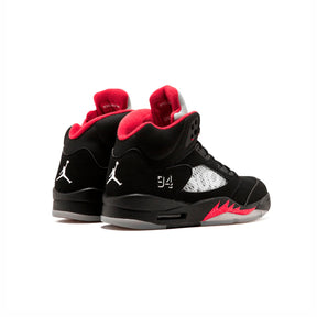 Nike Air Jordan 5 Retro Supreme Black