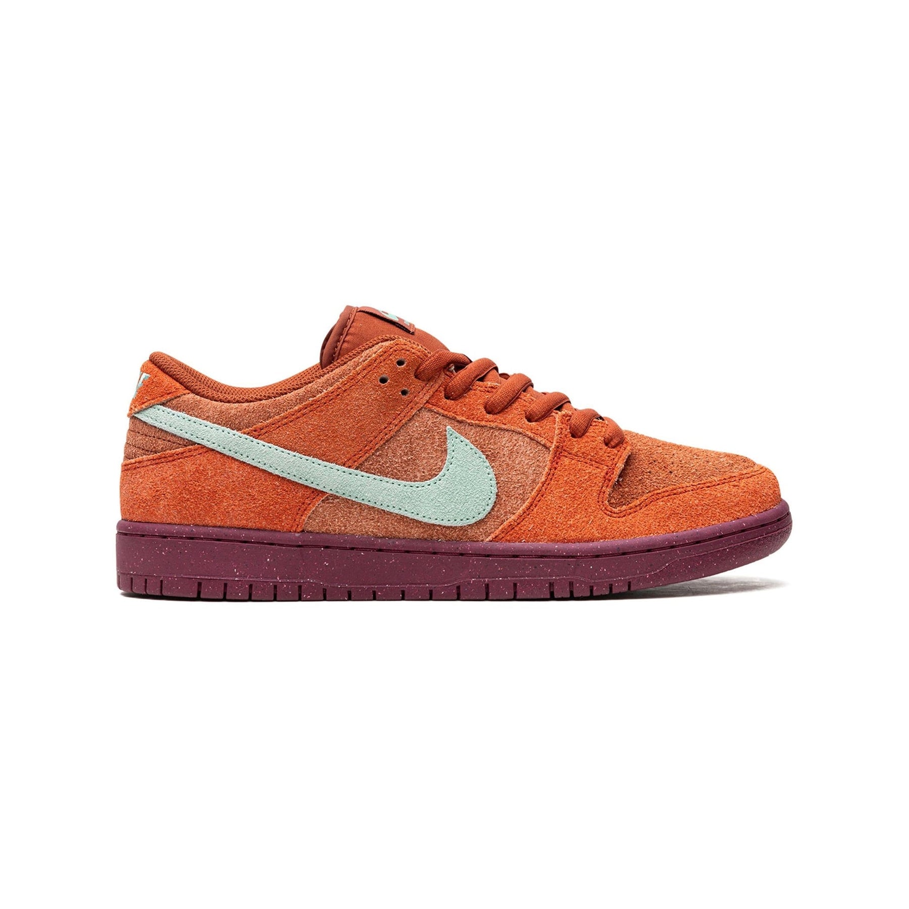 Nike Dunk Low SB Dunk Low Pro Prm Mystic Red