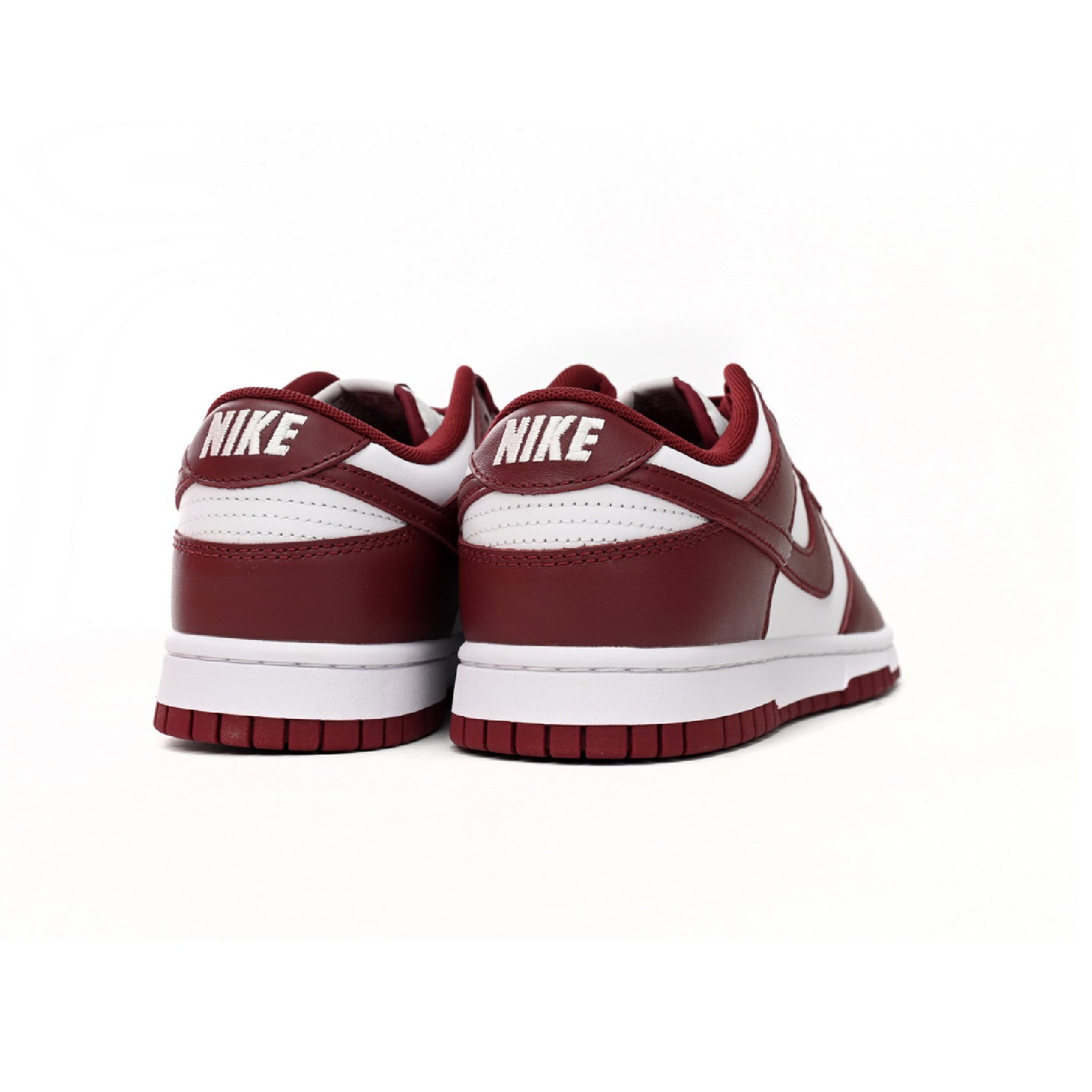 Nike Dunk Low Team Red