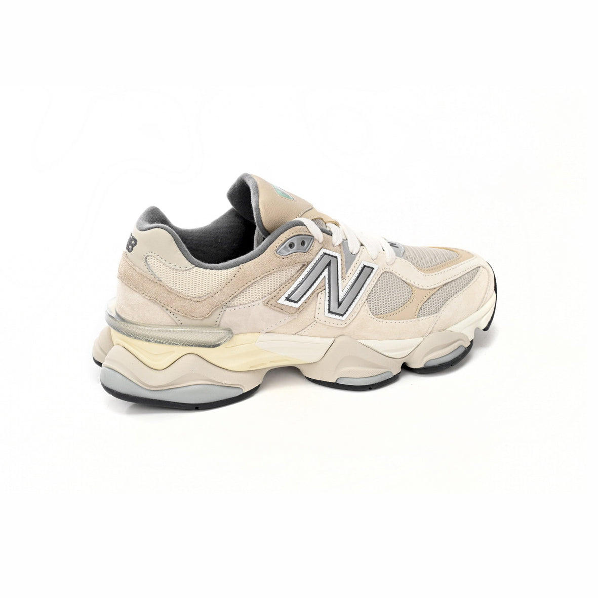 New Balance 9060 Pale